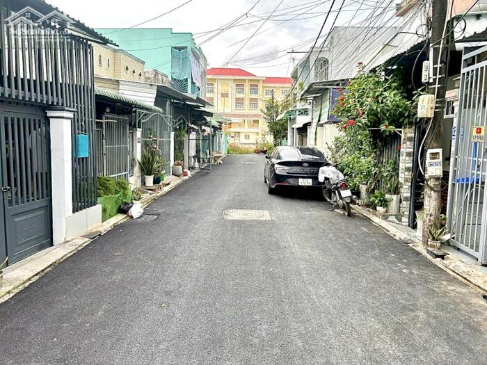 Hình ảnh Nền Hẻm 170 Hoàng Quốc Việt - Thông Tái Định Cư An Bình, P.An Bình, TP.Cần Thơ 1