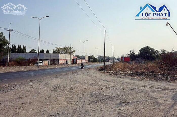 Hình ảnh Bán đất mặt tiền đường Võ Nguyên Giáp 8000m² giá chỉ 9tr/m² 2