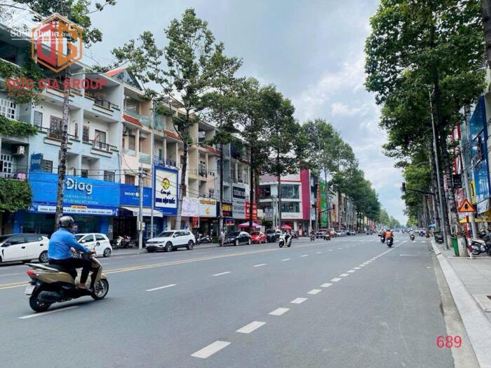 Hình ảnh Bán nhà mặt tiền đường Võ Thị Sáu dòng tiền 3.3 tỷ/năm; sổ hồng 450m2 ngang 18m giá 140 tỷ 3