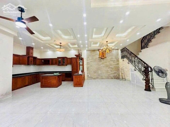 Hình ảnh Bán cặp nhà đất biệt thự 1 trệt 2 lầu đường N9 khu D2D-Võ Thị Sáu; sổ hồng 288m2 ngang 16m giá 23 tỷ 3