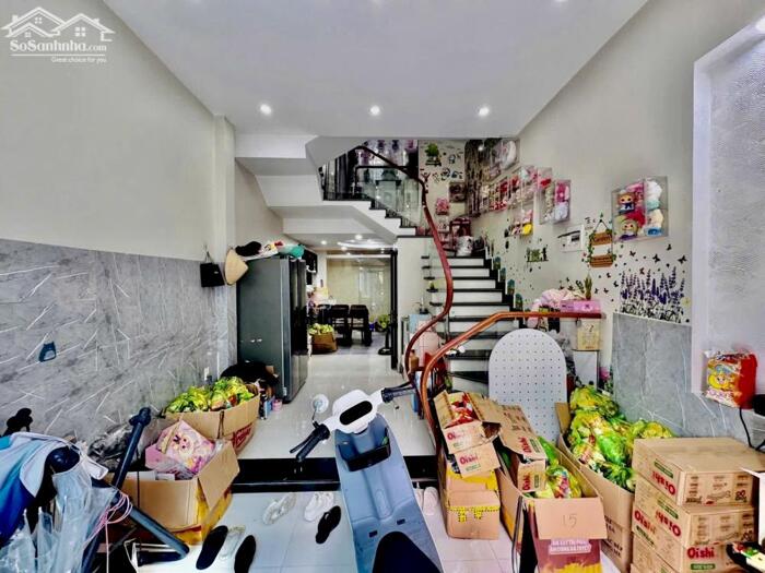 Hình ảnh Bán nhà Kim Giang 62m2 nhà dòng tiền đang cho thuê oto qua nhà 10.5 tỷ 0