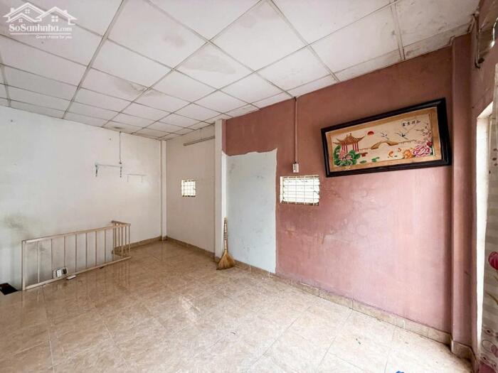 Hình ảnh Bán nhà cấp 4 3 tầng có hoàn công gần nguyễn văn đậu 3 tỷ 550 TL 2