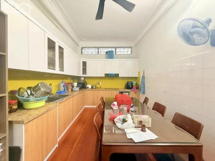 Hình ảnh Bán nhà dân xây Yên Lãng - Thái Thịnh, 60m, 4 Tầng, 4PN, Ngõ Ô tô Thông, Giá chỉ 19,4 Tỷ 1