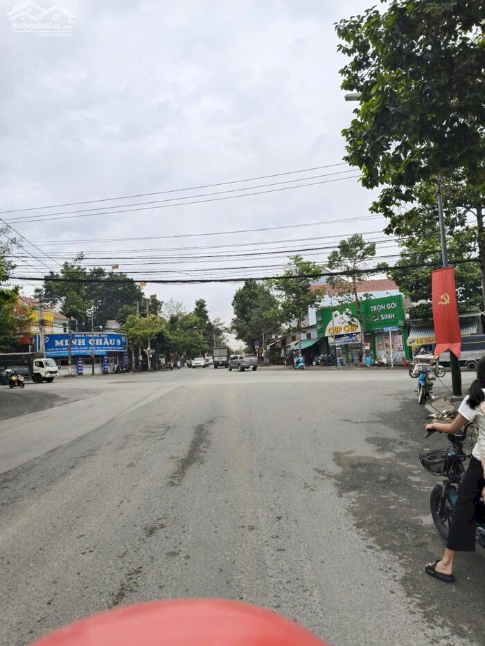 Hình ảnh Bán Đất 2Mặt Tiền Đường Nhựa 400m2 Thích Hợp làm Nhà Xưởng, Kinh Doanh... 0