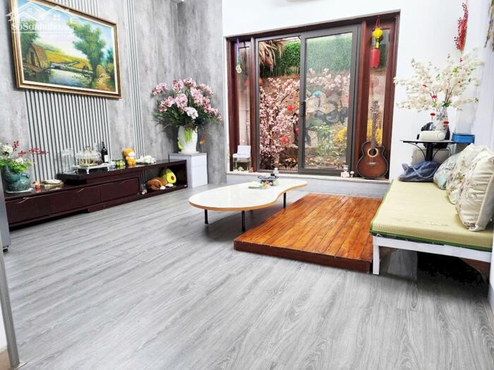 Hình ảnh Cho thuê nhà 4 tầng tại Văn Quán - DT 80m2 ô tô đỗ cửa, phù hợp nhiều mô hình vp 0