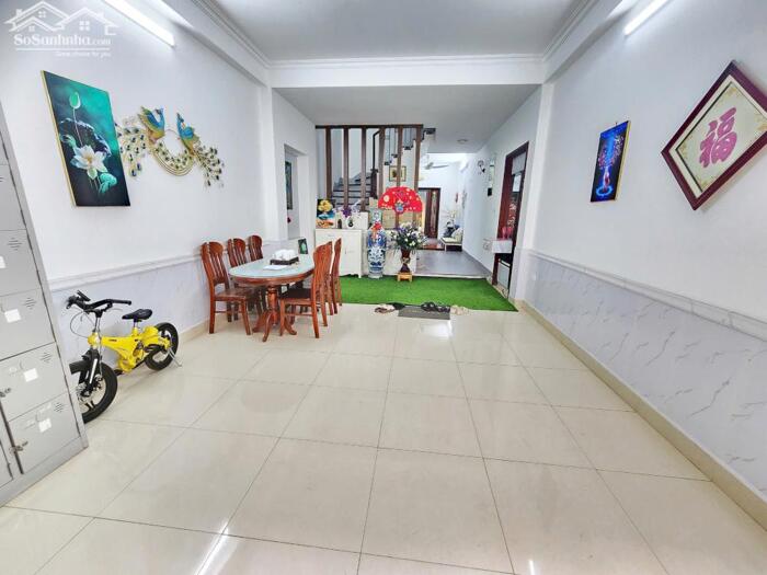 Hình ảnh Cho thuê nhà 4 tầng tại Văn Quán - DT 80m2 ô tô đỗ cửa, phù hợp nhiều mô hình vp 3