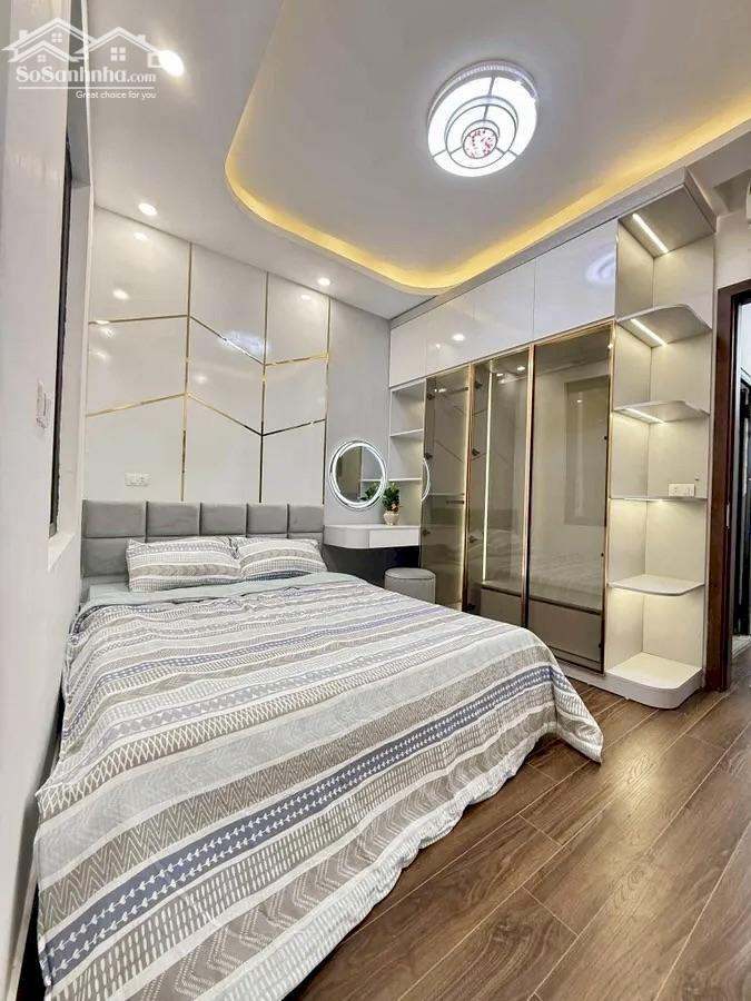 Hình ảnh Bán nhà Tôn Đức Thắng, 40m x 4 Tầng, Đủ đồ nội thất, Ngõ Nông Sát Văn Miếu, Chỉ 9,65 Tỷ 4