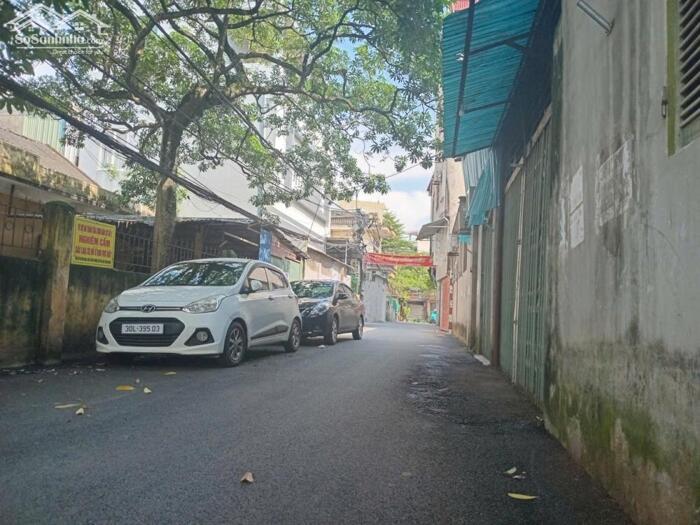 Hình ảnh CẦN BÁN NHÀ 2 TẦNG DT 105m2 full OĐT TẠI PHỐ HÒA SƠN, TT CHÚC SƠN, CHƯƠNG MỸ, Hà Nội 1