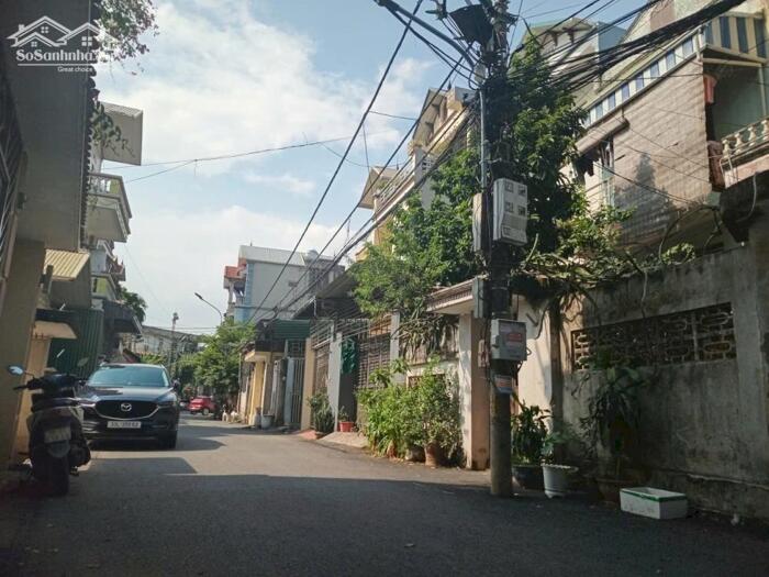 Hình ảnh CẦN BÁN NHÀ 2 TẦNG DT 105m2 full OĐT TẠI PHỐ HÒA SƠN, TT CHÚC SƠN, CHƯƠNG MỸ, Hà Nội 2