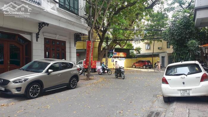 Hình ảnh Bán Nhà Mặt Phố Lạc Chính Ba Đình 219m2-4T 2MT10m VIEW Hồ 205 Tỷ Có Thương Lượng. 0