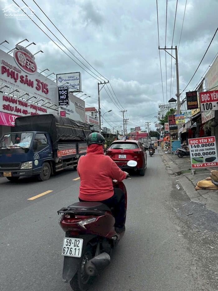 Hình ảnh Bán KHO xưởng đường 10m Hà Huy Giáp Q.12 ngang 15.5m 605m2 gần cầu Phú Long 20 tỷ 0