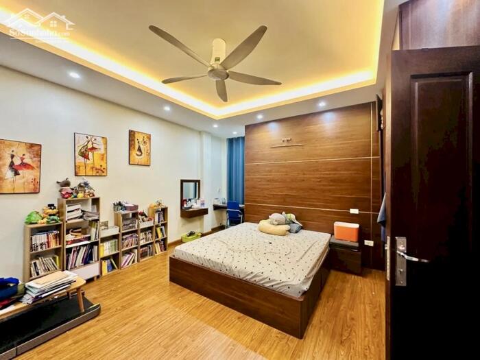 Hình ảnh Bán Nhà Tây Sơn - Thái Hà, 44m, Dân xây 6T Thang Máy, Ngõ Nông, Giá chỉ 15,5 Tỷ 4