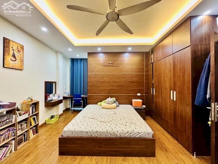 Hình ảnh Bán Nhà Tây Sơn - Thái Hà, 44m, Dân xây 6T Thang Máy, Ngõ Nông, Giá chỉ 15,5 Tỷ 3