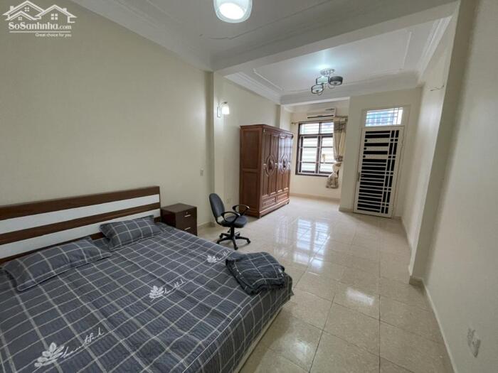 Hình ảnh Cho thuê nhà 5 p.ngủ phố Văn Cao, DT:; 70m2 x 4 tầng. 8