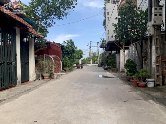 Hình ảnh Không thể rẻ hơn , Bán 77,3m thôn Hội Cổ Bi, đường thông, ô tô 7 chỗ vào nhà thoải mái, giá đầu tư 0