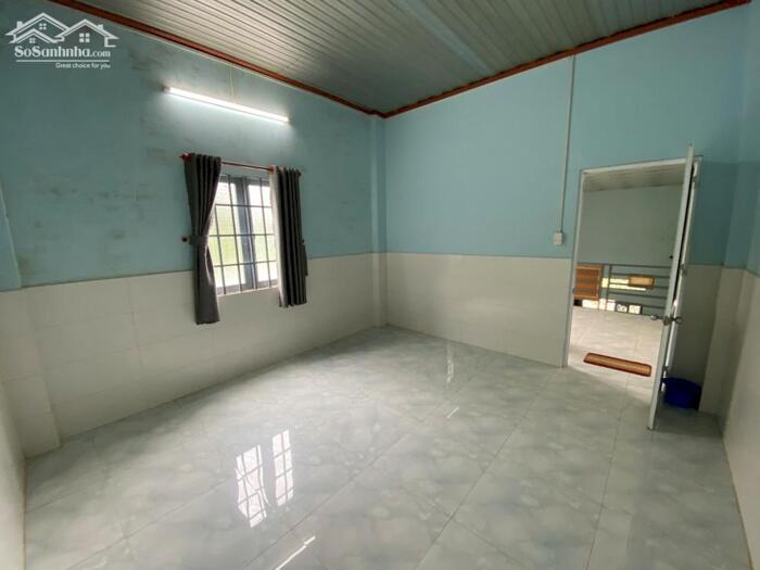 Hình ảnh BÁN NHÀ GÁC LỬNG – SỔ RIÊNG THỔ CƯ. 200m2. Chỉ 2Tỷ4. Ô Tô 5