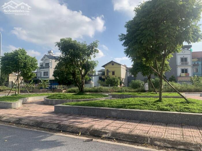 Hình ảnh Đất đấu giá Cổ Linh, gần hồ điều hòa 30ha to nhất Long Biên, giá chỉ có 14,5 tỷ - Xem ngay! 1