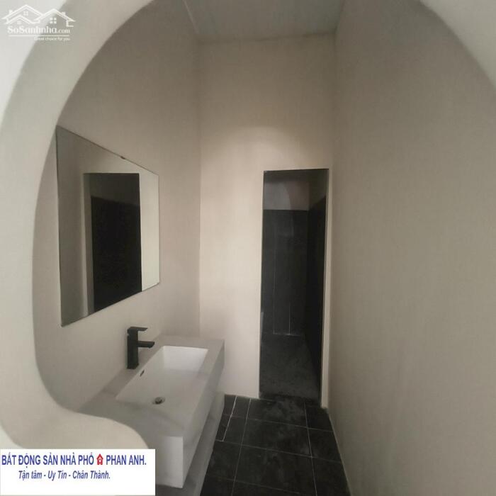 Hình ảnh Bán gấp nhà mặt phố liền thổ tại Quận 9 – 2 tầng sàn thông – Vừa ở vừa KD. 0