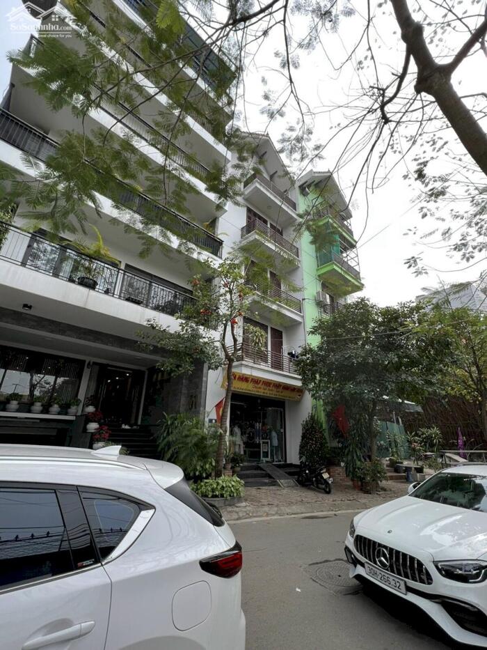 Hình ảnh Siêu Phẩm Building Trịnh Công Sơn 205M2 9 Tầng 1 Hầm 143 Tỷ Rất Gần Hồ Tây 1