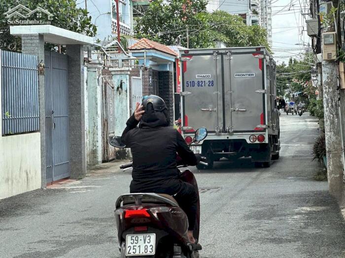 Hình ảnh GẤP bán nhà 5 lầu hẻm 380 Phạm Văn Chiêu ngang 5m 85m2 KD đa nghề gần chợ chỉ 9.4 tỷ. 0