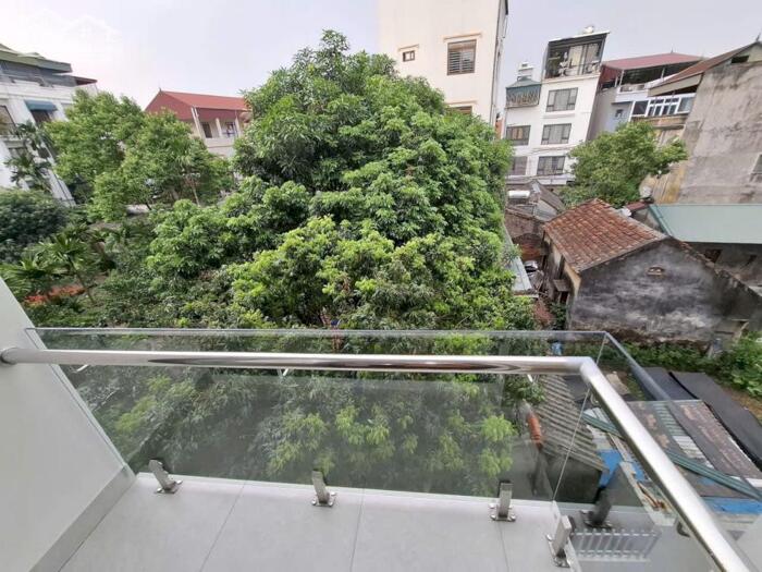 Hình ảnh Bán Nhà Đẹp ngõ 206 Cổ Linh Đối Diện Aeon Mall Long Biên - Ngõ rộng Thoáng - Lh 0965858116 5