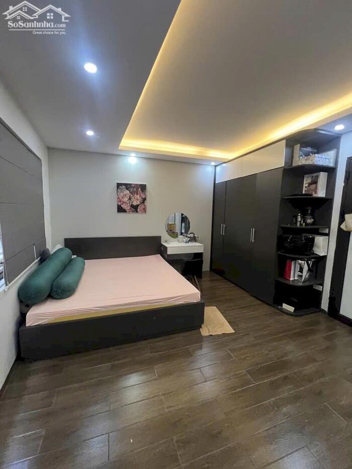Hình ảnh Bán Nhà Ngõ 67 Nguyễn Văn Cừ, Long Biên 40m2, 5T giá 7,55 tỷ (Cam kết chuẩn) 1