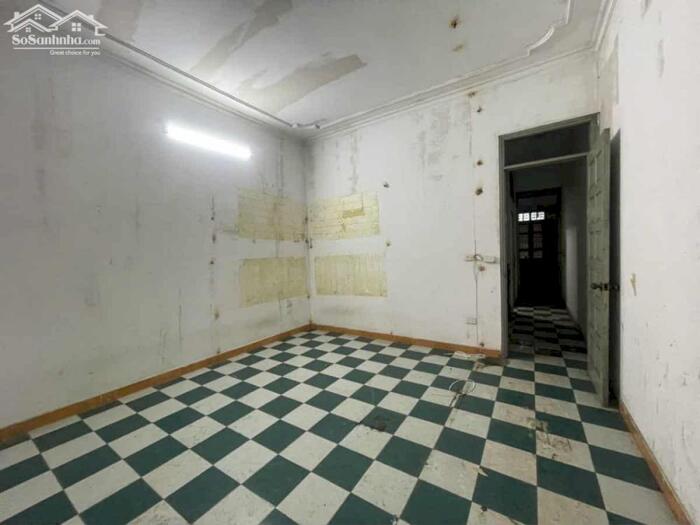 Hình ảnh Bán Nhà Mặt Phố Lạc Long Quân Tây Hồ 118m2-4T 5m Vỉa Hè 46,6 Tỷ Có Thương Lượng. 2