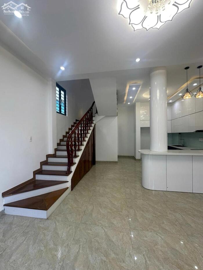 Hình ảnh HIẾM CÓ _ MẶT TIỀN ĐƯỜNG 7.5 M _ 60M² [ NGANG 6 M ] 3 TẦNG, 3PN _ GIÁ: 5.9 TỶ 1