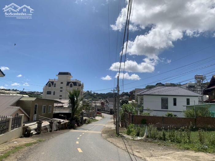 Hình ảnh Bán Nhà Mặt Tiền Đường Đa Phú, Phường 7, TP. Đà Lạt – Vị Trí Đắc Địa, Nhà Rộng Rãi 0