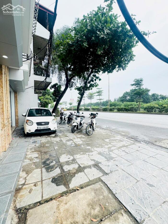 Hình ảnh Bán cặp nhà căn góc xây mới 83m2 mặt phố Nguyễn Văn Linh gần Big C kinh doanh tốt giá chỉ 13,7 tỷ 5