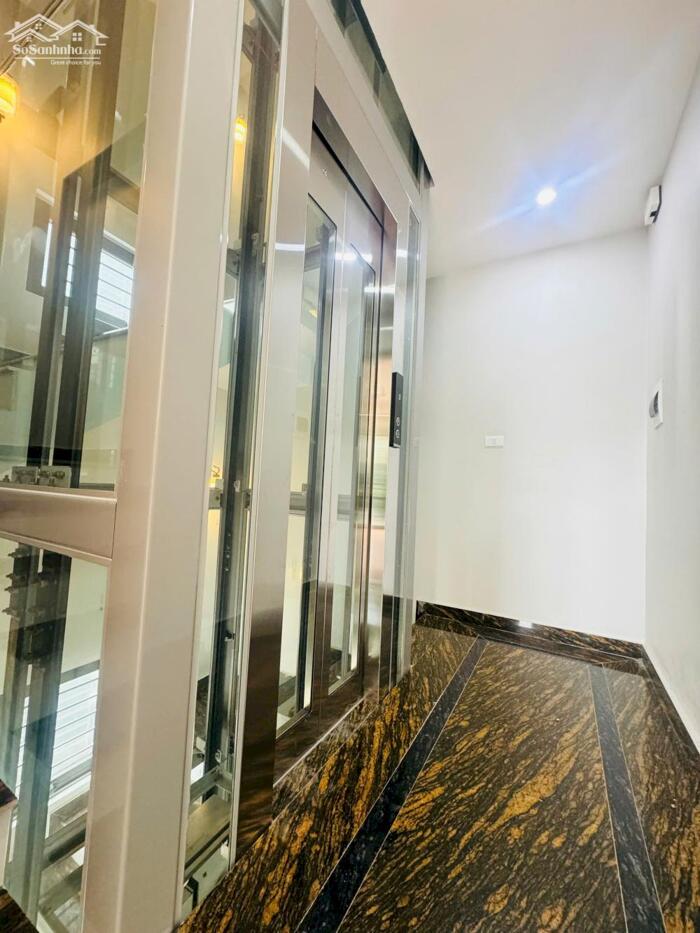 Hình ảnh Bán cặp nhà căn góc xây mới 83m2 mặt phố Nguyễn Văn Linh gần Big C kinh doanh tốt giá chỉ 13,7 tỷ 2