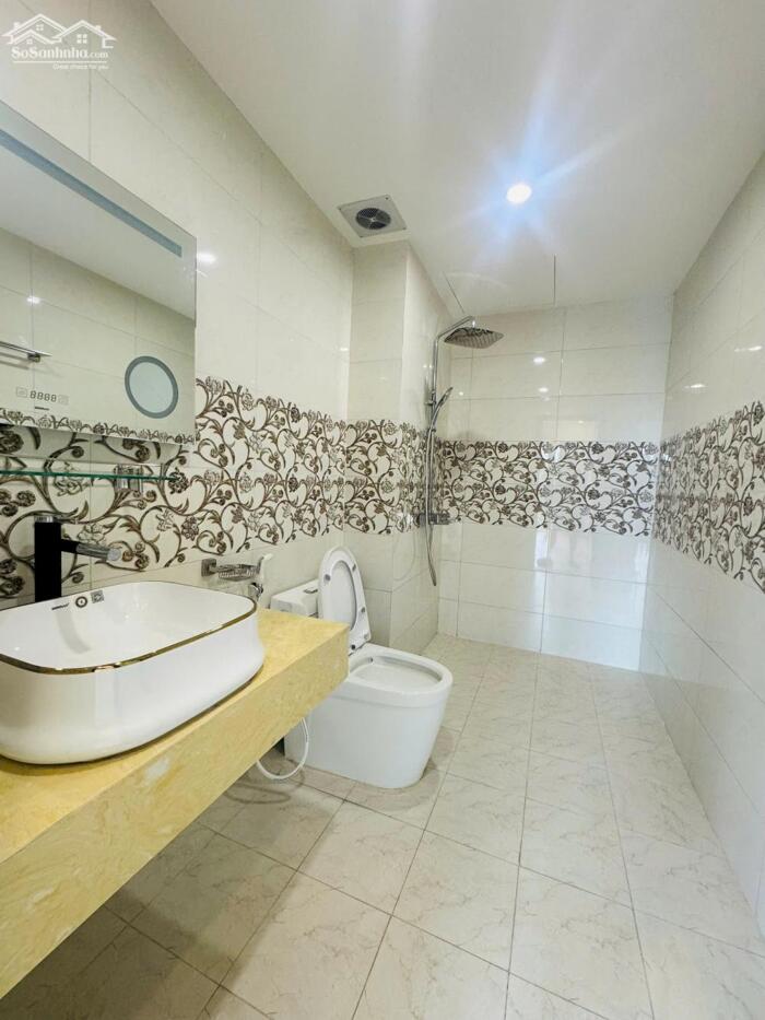 Hình ảnh Bán cặp nhà căn góc xây mới 83m2 mặt phố Nguyễn Văn Linh gần Big C kinh doanh tốt giá chỉ 13,7 tỷ 6