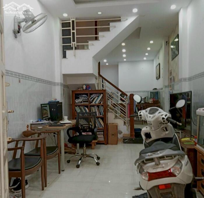 Hình ảnh Bán nhà Nguyễn Sơn 34m2 3 tỷ 5 SHR vuông vức 1