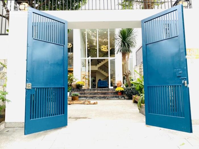 Hình ảnh Chỉ 42 Tỷ-Bán Biệt Thự Đẹp Thảo Điền DT:202m2(8mx25m) 1 Trệt 3 Lầu-Hồ Bơi Sân Vườn 1