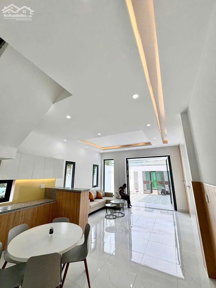 Hình ảnh BÁN NHÀ LẦU 100m² – SỔ RIÊNG, THỔ CƯ 100% – GIÁ 2 TỶ XX 1