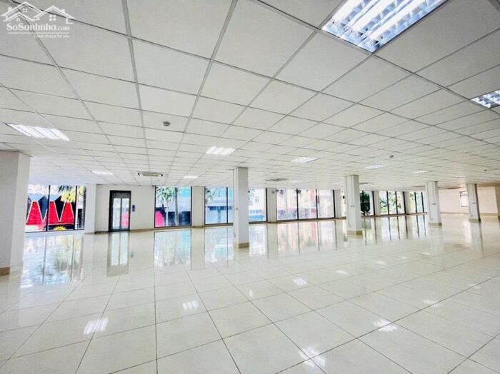 Hình ảnh Cho Thuê Văn Phòng Trung Tâm Cần Thơ 500m² – Sàn Trống Suốt - Giá Tốt Nhất 1