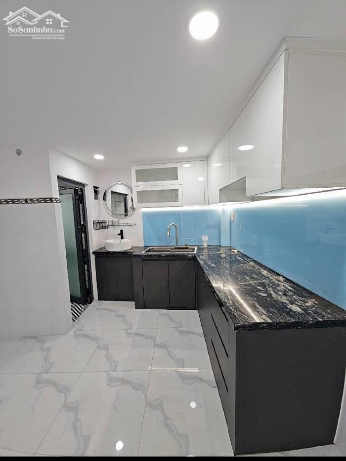 Hình ảnh Bán nhà 3 TẦNG - 25M2 - TRẦN VĂN QUANG hơn 2 tỷ 0