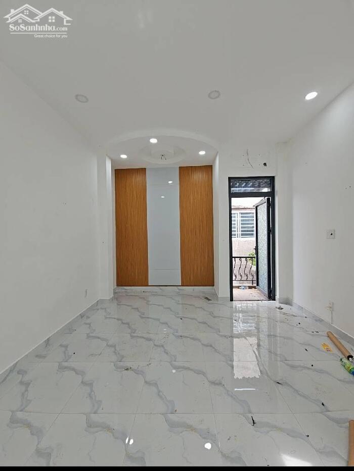 Hình ảnh Bán nhà 3 TẦNG - 25M2 - TRẦN VĂN QUANG hơn 2 tỷ 3