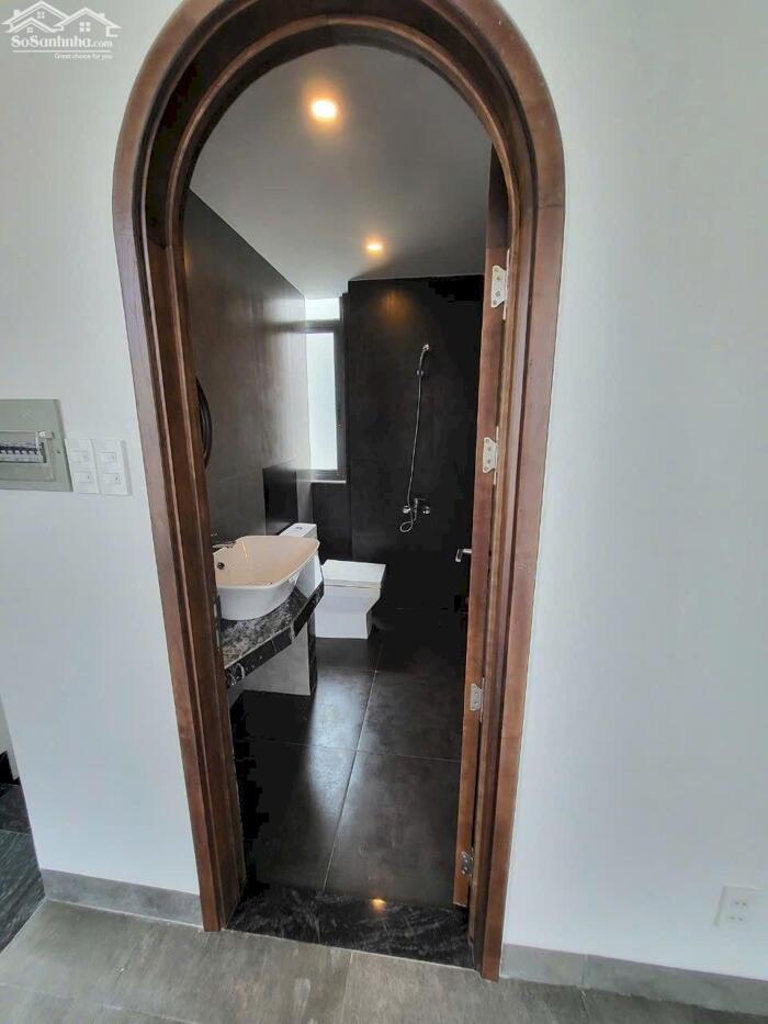 Hình ảnh CHO THUÊ NHÀ PHỐ VIN QUẬN 9 CÓ THANG MÁY, MÁY LẠNH 5 TẦNG NHÀ HOÀN THIỆN ĐẸP 8