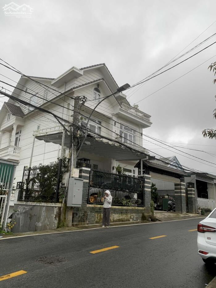 Hình ảnh Bán Biệt Thự 2 Mặt Tiền Đường Kim Đồng – Phường 6, Tp. Đà Lạt – Vị Trí Đắc Địa 0