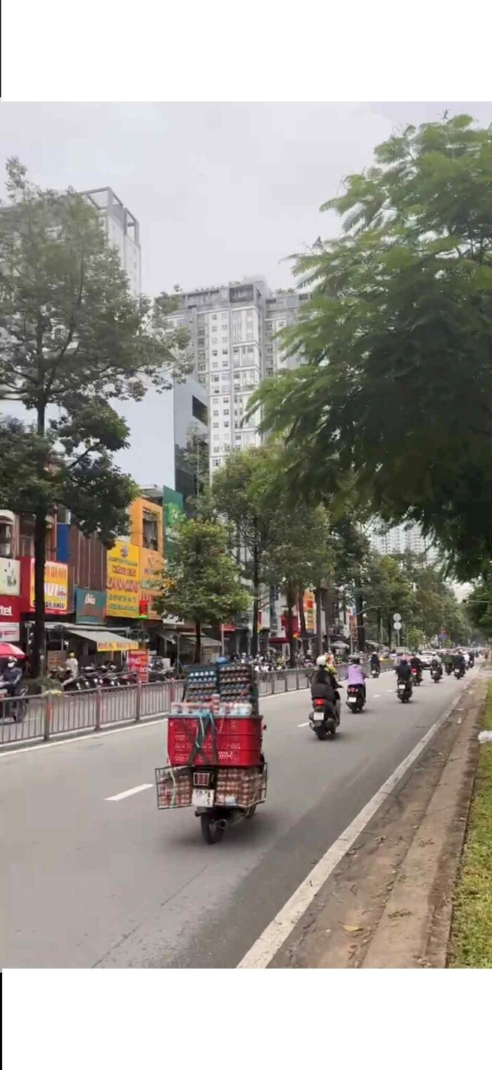 Hình ảnh GIẢM SỐC Bán Nhà Mặt Phố 332 Lý Thường Kiệt 122m2-4T MT6,2m Vỉa Hè 5m Q10 P14 HCM 53 Tỷ. Có Thương Lượng 2