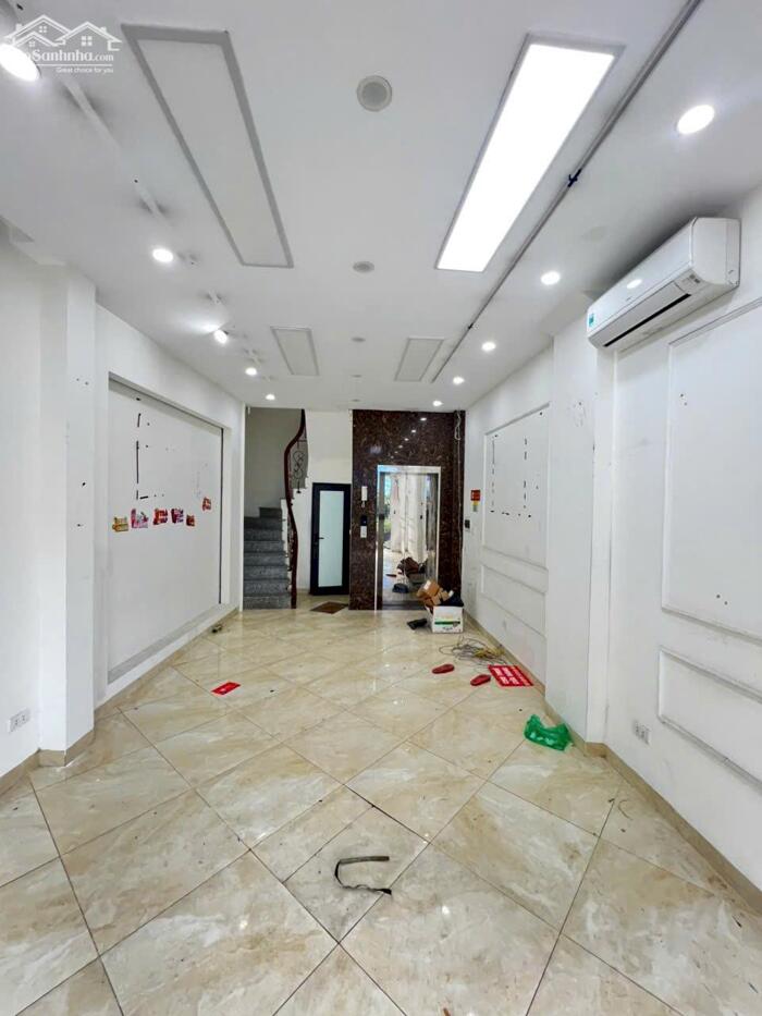 Hình ảnh Nhà thương mại 6 tầng thang máy, lô góc – vị trí vàng phố Láng Hạ! 8