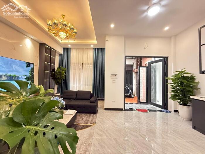 Hình ảnh Bán nhà mặt phố Nghĩa Dũng 42m2 vỉa hè rộng vị trí đẹp kinh doanh tốt 11 tỷ 1