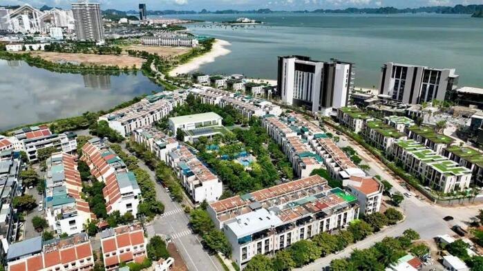 Hình ảnh Bán căn Liền kề 4 tầng 98m2 Lô Góc tại Lotus Resident Ven Biển trung tâm du lịch Bãi Cháy, Hạ Long siêu đẹp!!! 7