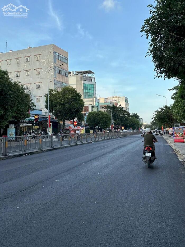 Hình ảnh NGỘP giảm 6 tỷ MTKD 4 lầu đẹp Nguyễn Hữu Tiến 160m2 ngang 5m gần Tây Thạnh 19.3 tỷ. 3