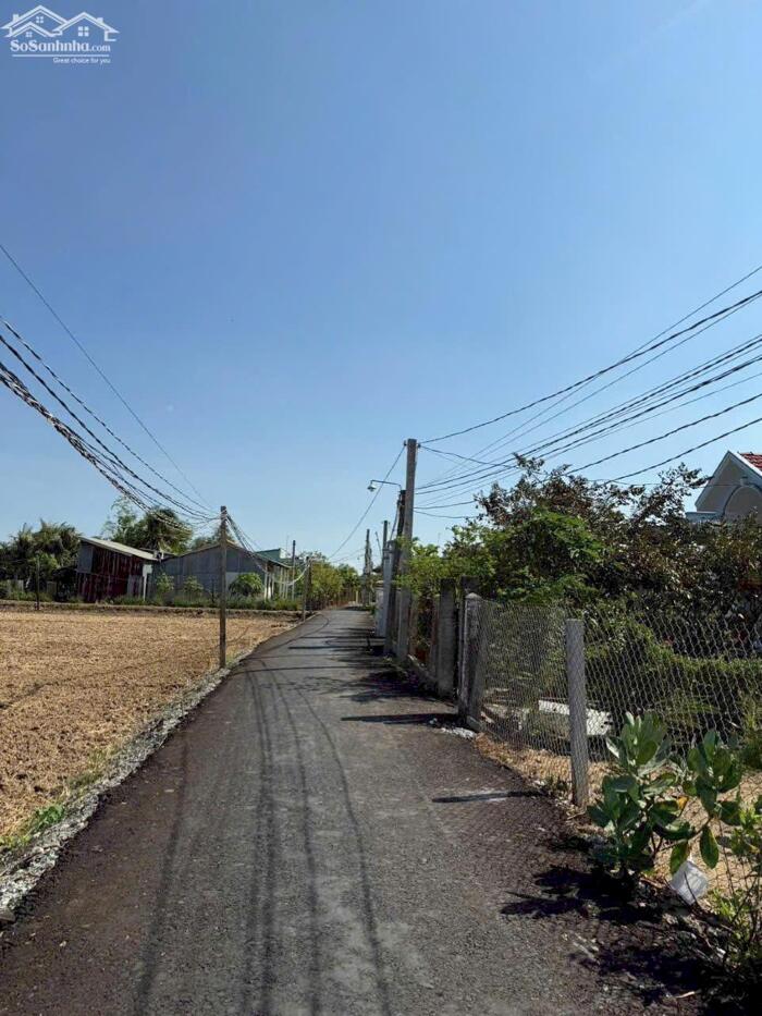 Hình ảnh Đất thổ 200m2 mt đường nhựa xã Phước Đông giá đầu tư cho khách mua 1 tỏi 350tr 3