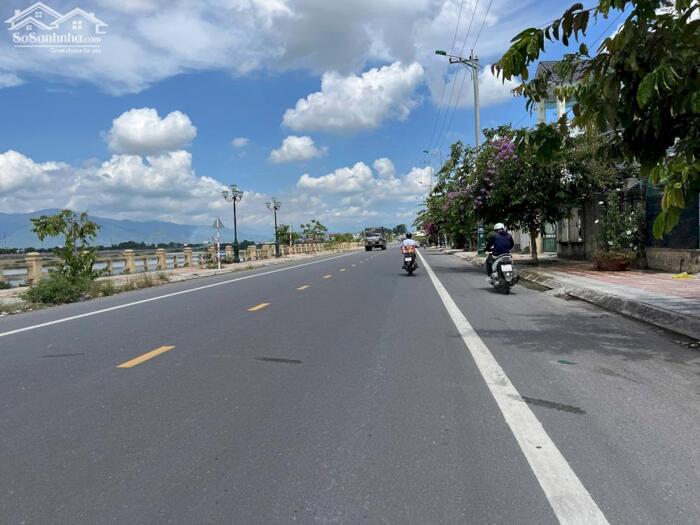 Hình ảnh Bán đất đẹp ô tô thông sát bờ kè Trần Phú Diên Khánh 0