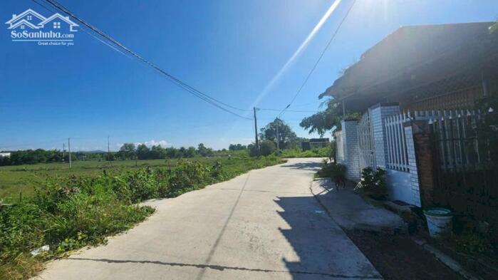 Hình ảnh bán đất 5x26 full thổ cư gần biển Tân Bình, LaGi. đường 5m, sổ riêng, giá ngợp 670 triệu 0