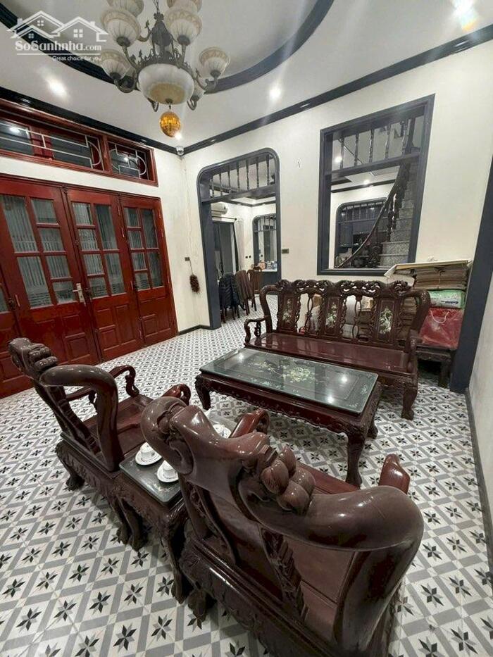 Hình ảnh Bán Nhà Mặt Phố Đội Cấn Ba Đình 114m2-5T MT5,6m LÔ GÓC 65 Tỷ Đội Cấn Có Thương Lượng. 2