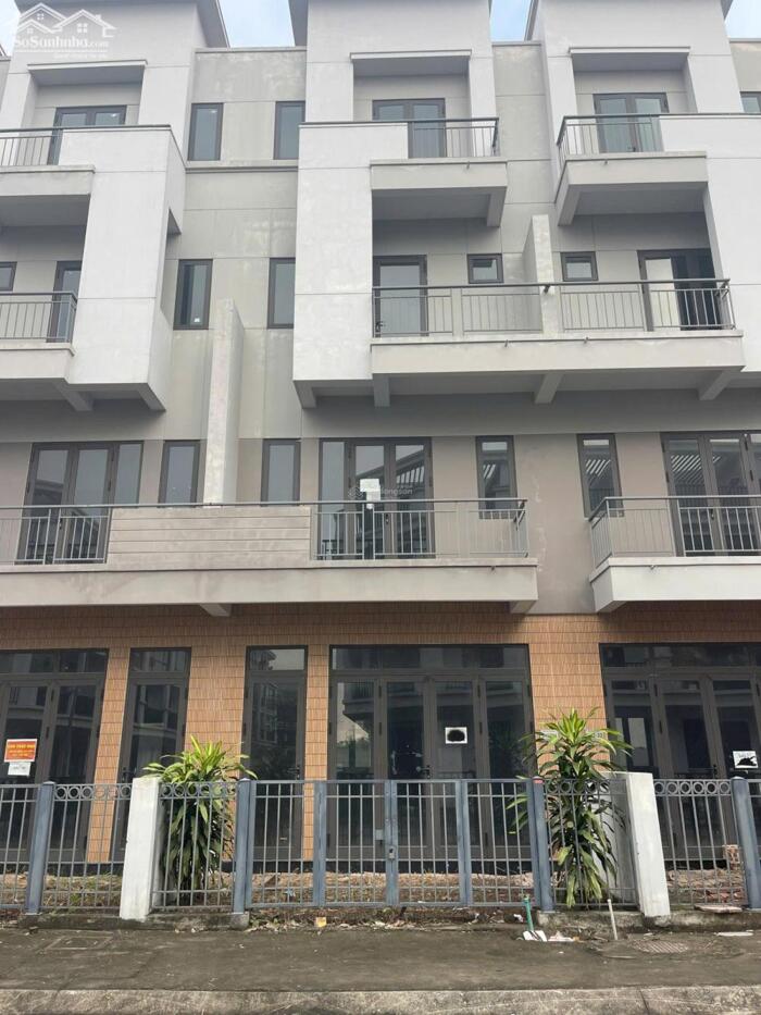 Hình ảnh Chuyển nhượng shophouse Centa Diamond 4 tầng thô, giá nhỉnh 5 tỷ, hỗ trợ vay! 0